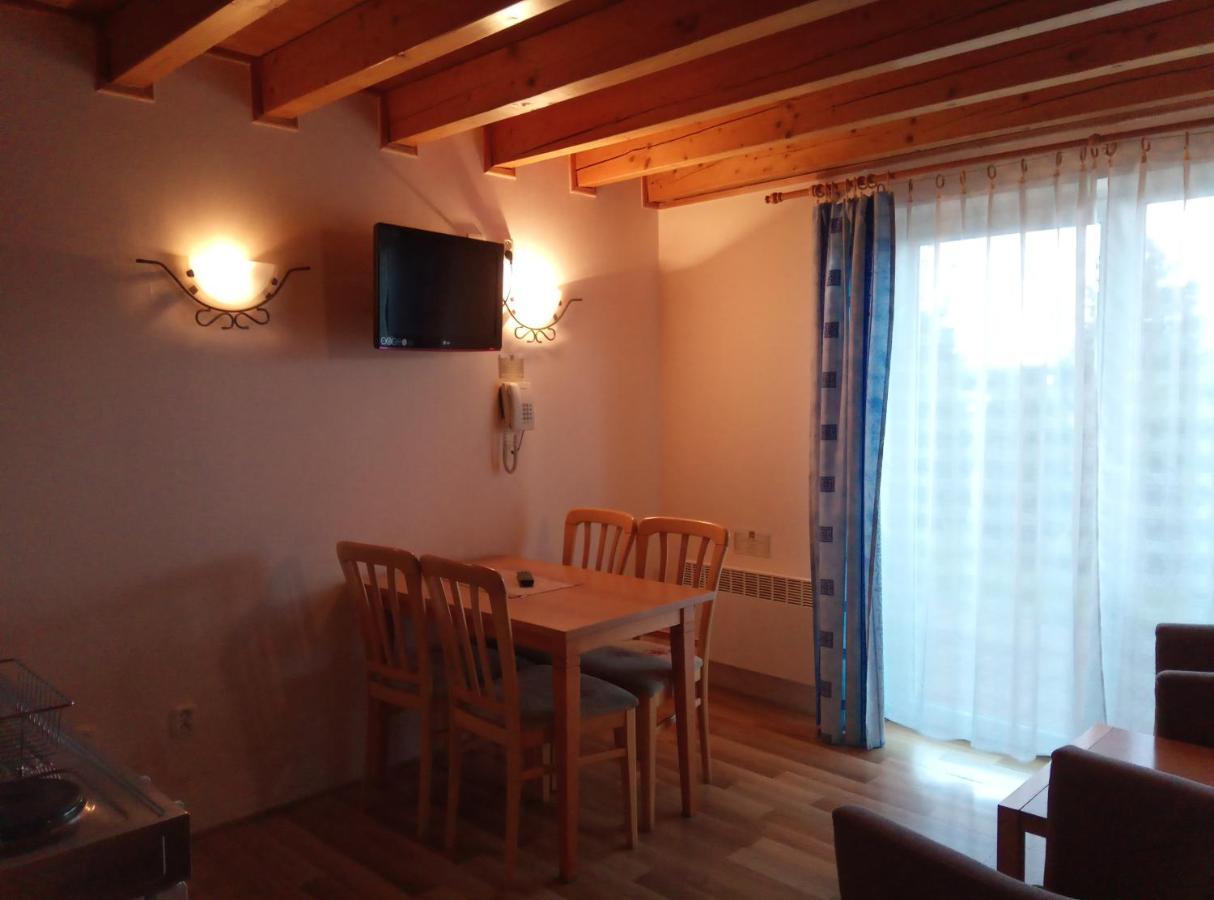 Apartmany Holiday Tatralandia Liptovsky Mikulas Exterior foto