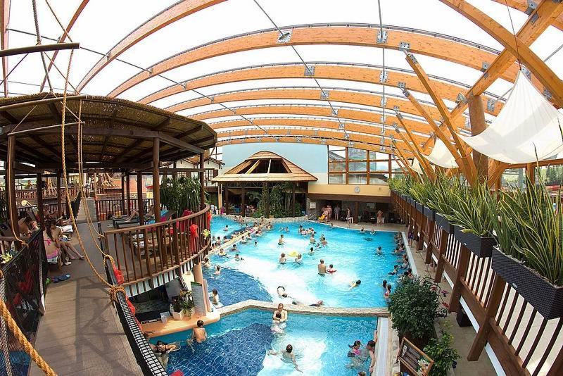 Apartmany Holiday Tatralandia Liptovsky Mikulas Exterior foto