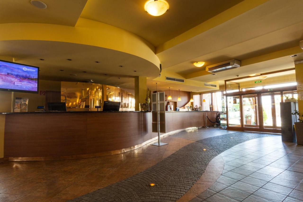 Apartmany Holiday Tatralandia Liptovsky Mikulas Exterior foto
